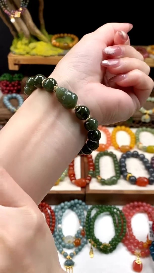 未镶嵌和田玉手饰和田玉貔貅