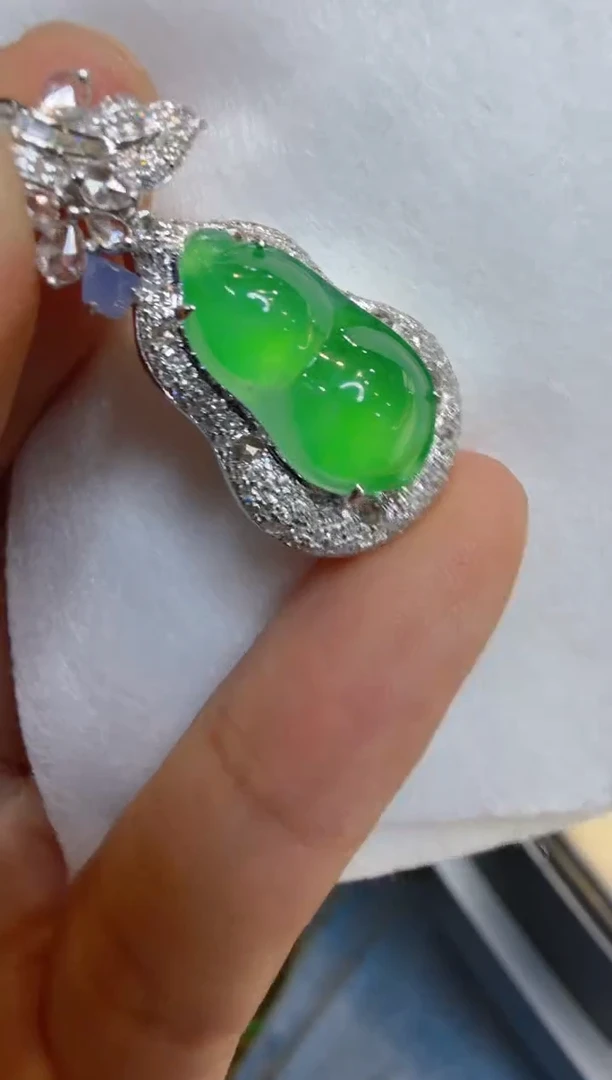 吊坠(不含链)18K金镶嵌翡翠多样性团购发一件