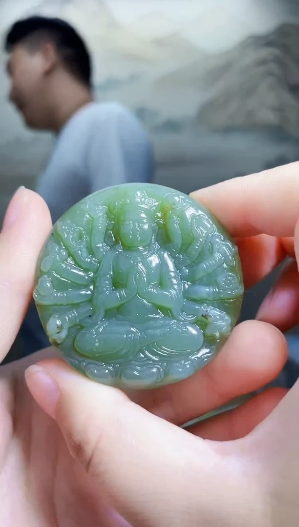 和田玉未镶嵌颈饰1