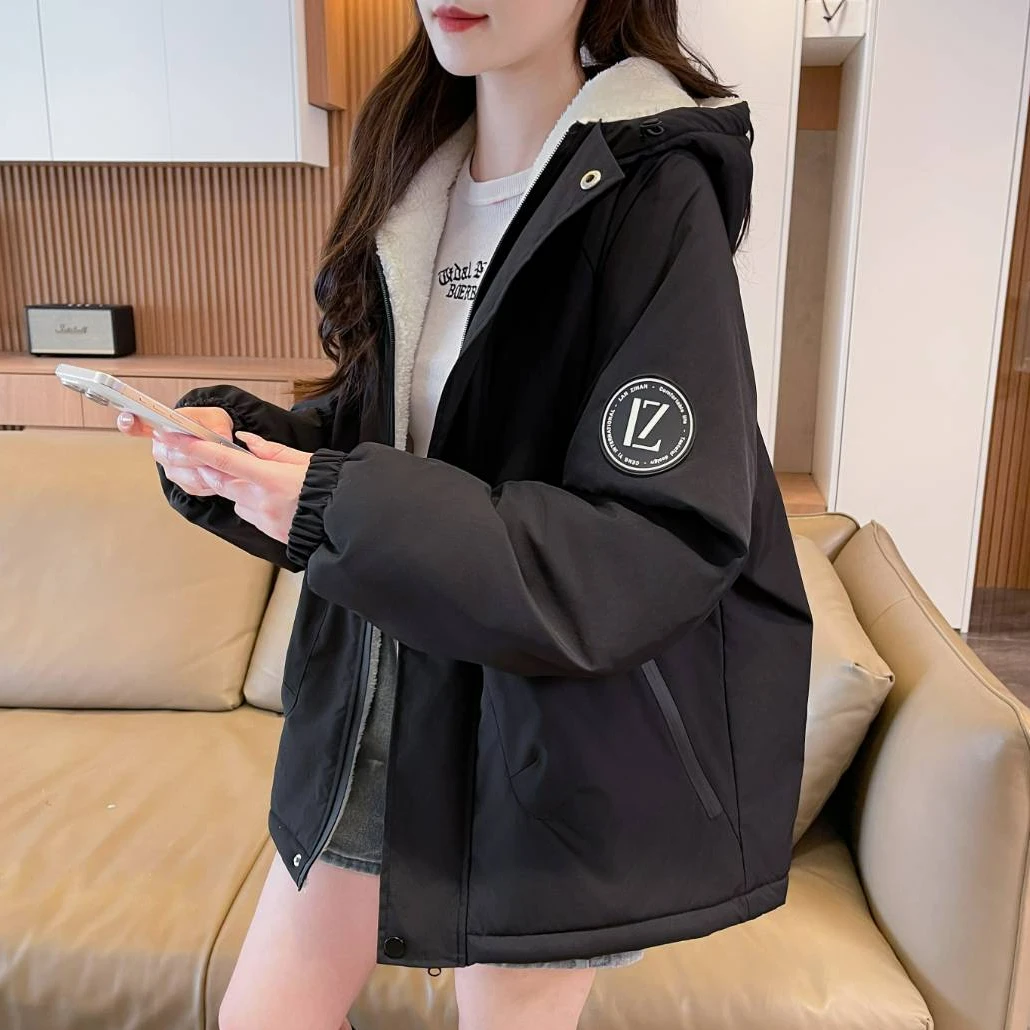 加绒冲锋衣女外套秋冬新款学生宽松潮牌户外休闲连帽棉服外套加厚