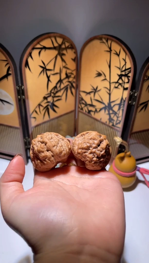 吊坠文玩核桃44号超级肌肉蛤蟆头 40尺寸