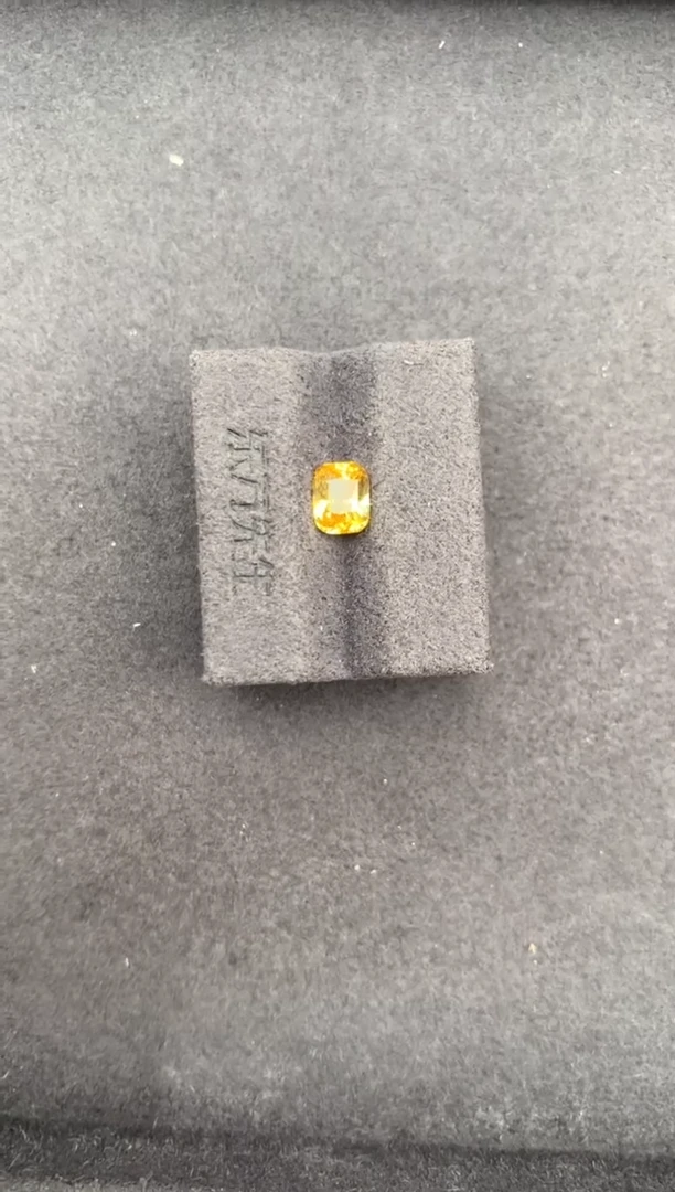 裸石彩色蓝宝石1ct黄蓝宝  定制  GH