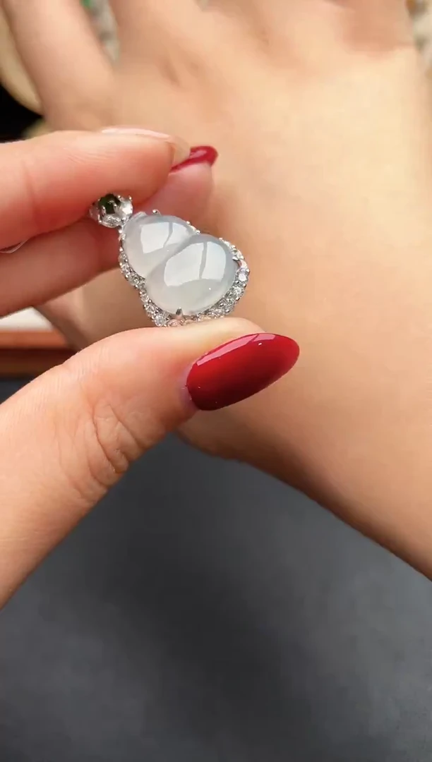 吊坠(不含链)银S925镶嵌翡翠一物一证一礼盒