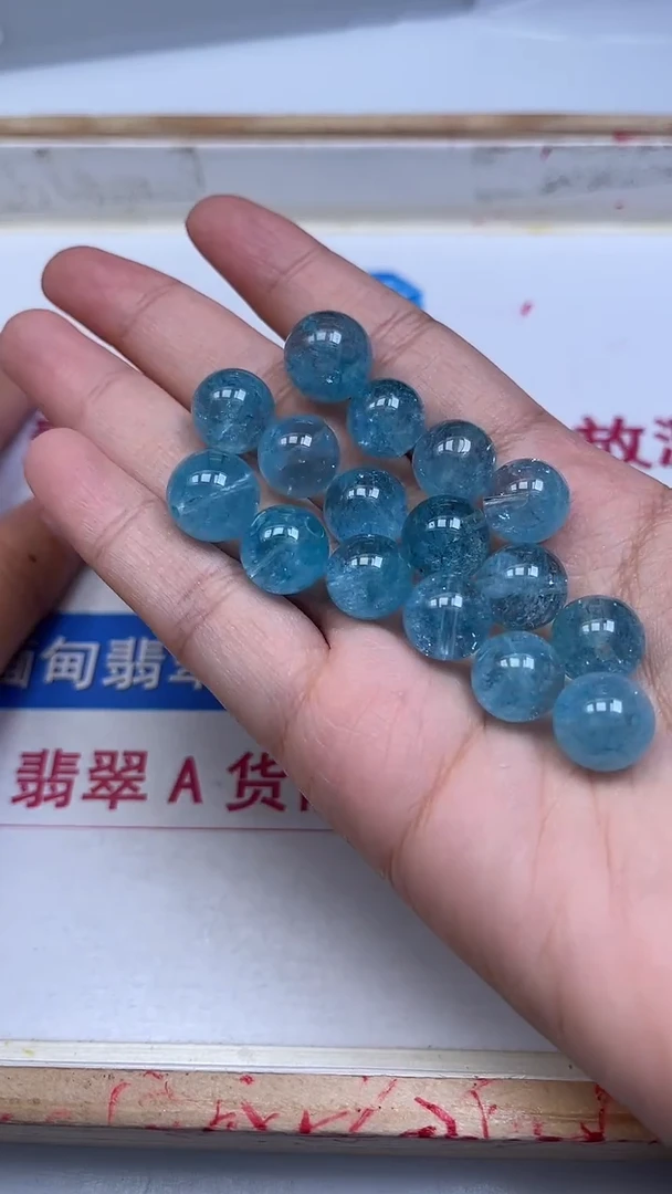 未镶嵌珠宝半成品水晶B1057 海蓝水晶12mm3个9.8元