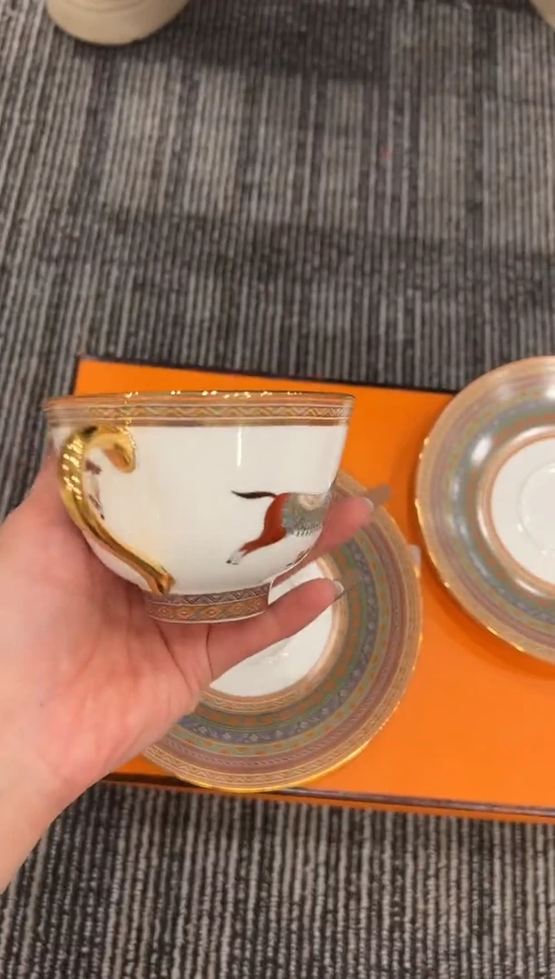 【闪购商品】杯H706--------------