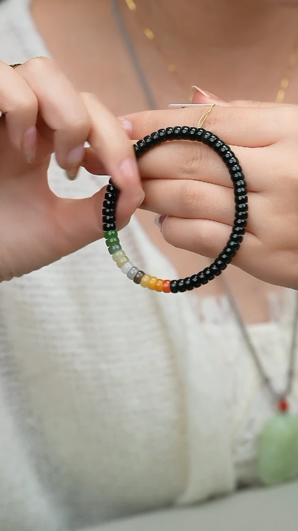 颈饰未镶嵌和田玉021-塔青药片珠手串-1129