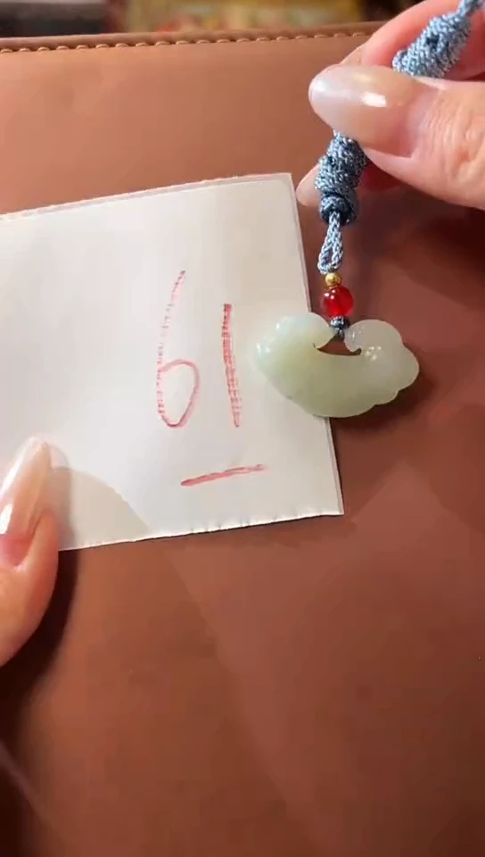 颈饰未镶嵌和田玉1111111