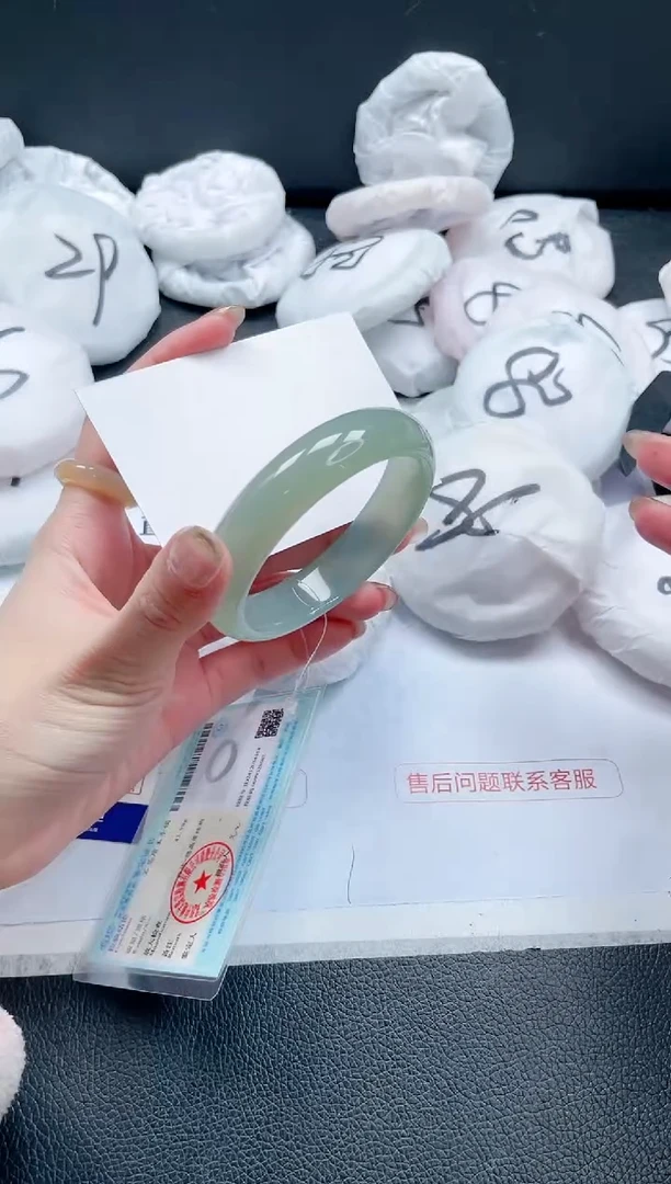 【闪购商品】石英质玉手镯未镶嵌 10J93-56