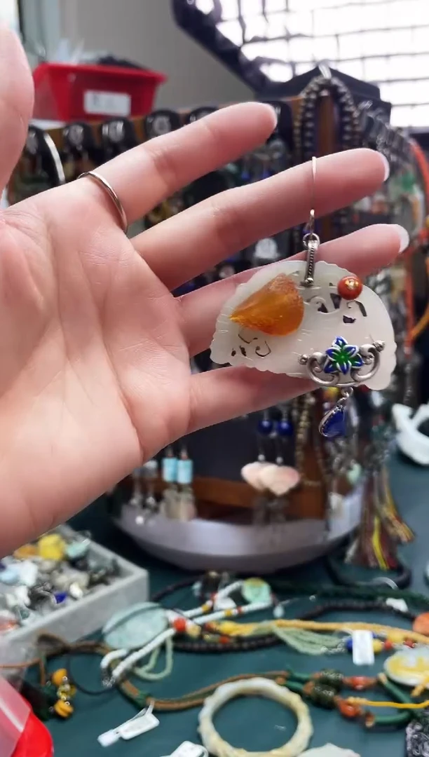 银S925镶嵌和田玉耳饰东****财饰品