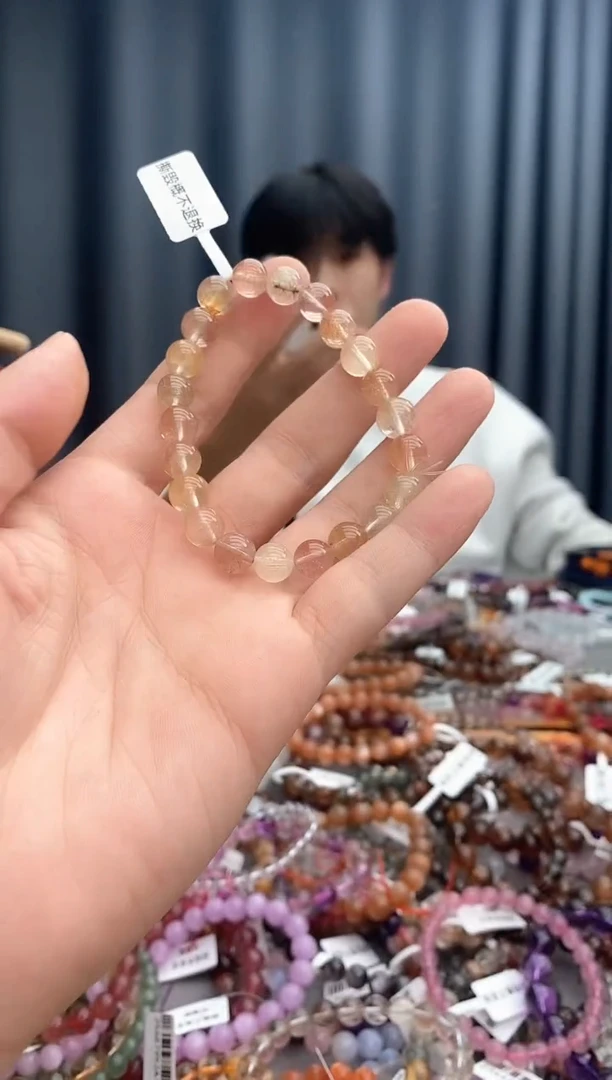 【闪购商品】水晶手链未镶嵌兔毛