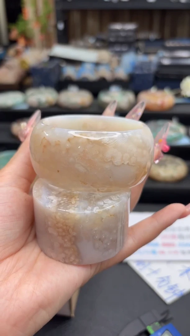 未镶嵌手镯石英质玉174(59圈赠送镯心)