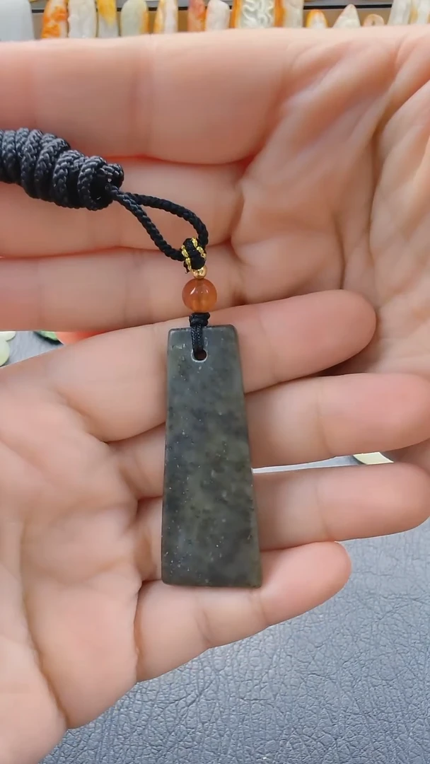 和田玉未镶嵌吊坠(不含链)219