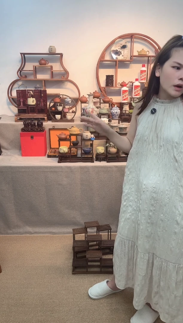 刺猬紫檀（非洲黄花梨）超大号落地葫芦博古架一个