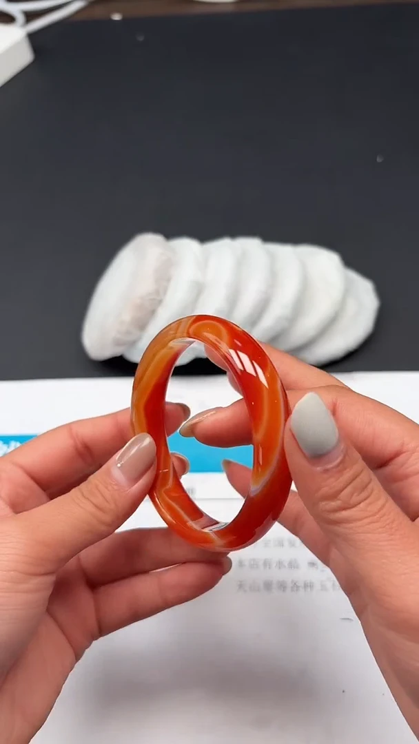 手镯玛瑙/玉髓未镶嵌116