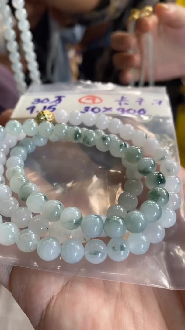 未镶嵌定制翡翠天然缅甸翡翠多样性