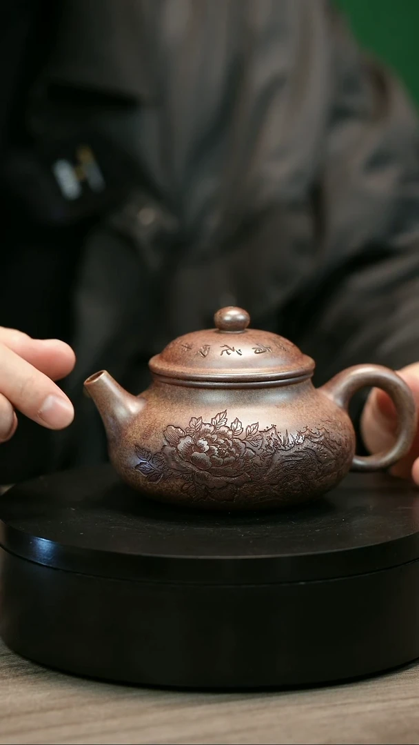 茶壶紫砂林****)H1984李琴刻绘柴烧容天