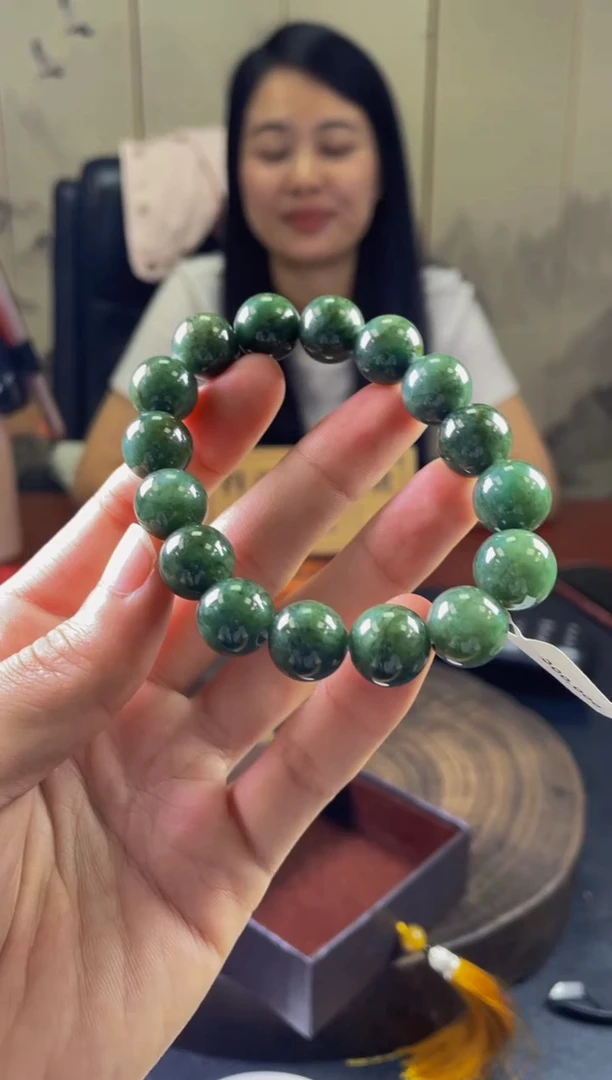 未镶嵌定制翡翠珠串 拍一发一