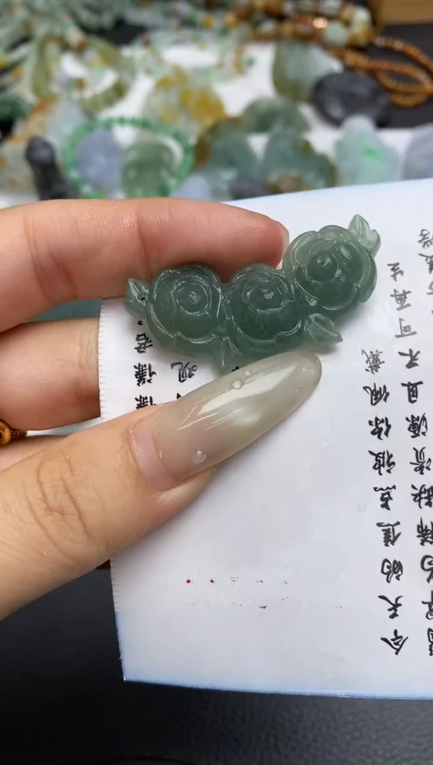 未镶嵌定制翡翠翡翠毛货~
