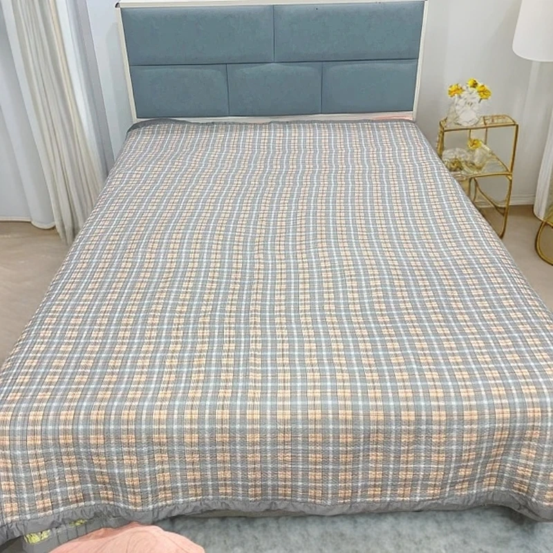 莫小柔床盖（直边黄色格调）2米✕2.3米