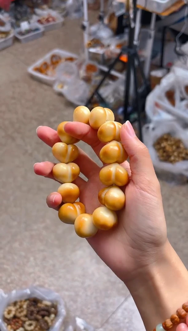 吊坠菩提根/象牙果大卡光面屁桃单圈