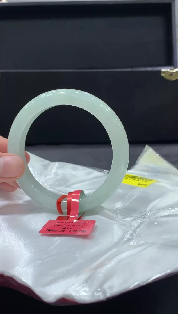 未镶嵌手镯翡翠翡翠手镯