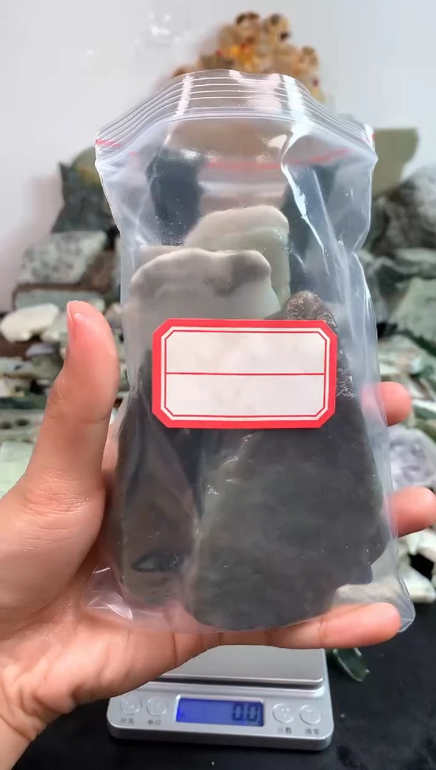 未镶嵌和田玉摆件84