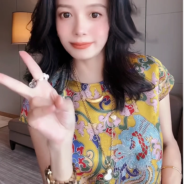 国潮风轻奢高贵优雅短袖衬衫女2025夏季新款高级感提花百搭小衫潮