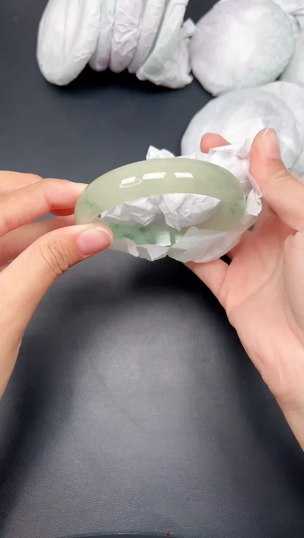 精品手镯，一物一拍Z035