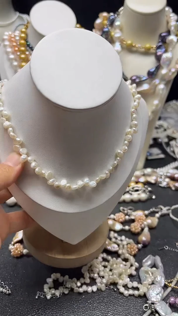 颈饰未镶嵌淡水珍珠多人