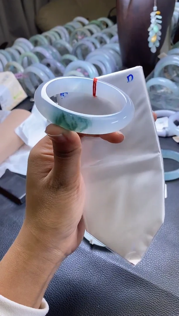 未镶嵌手镯翡翠正圈56圈口，32