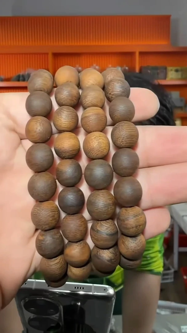 沉香手串131号单圈红土1.1多样性发一