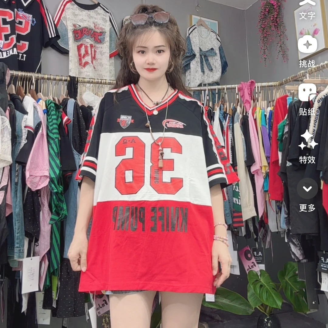 LY家36203#AF 36数字拼接拼色V领宽松百搭休闲T恤