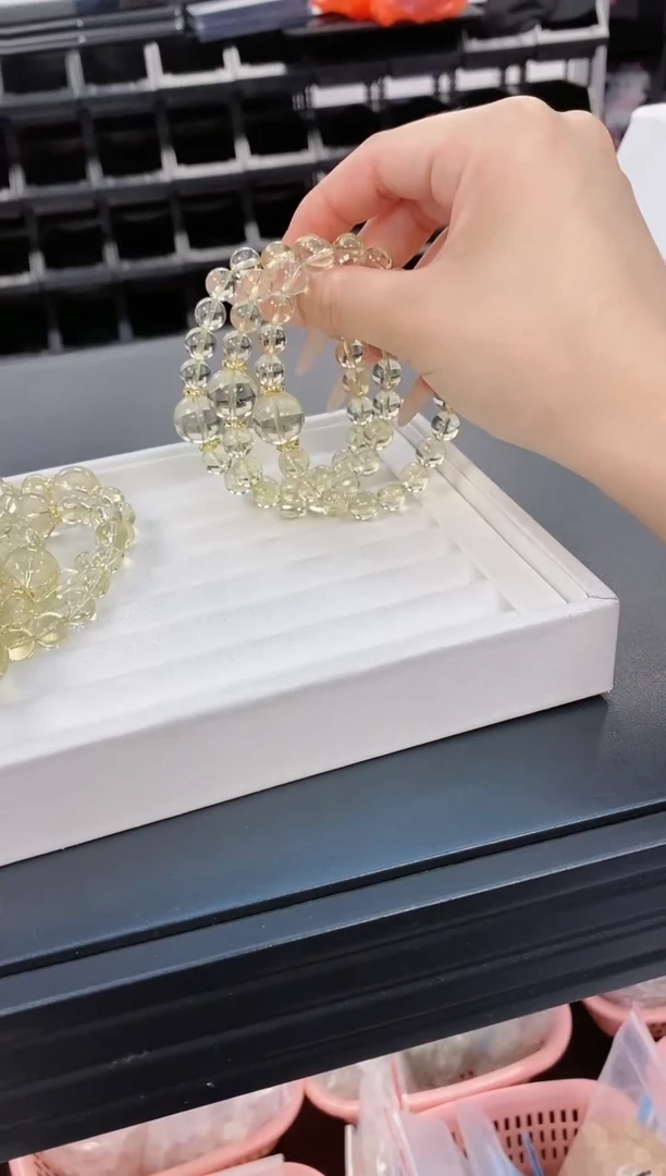 水晶手链合金629.7巴西黄水晶手串 多样性发其一