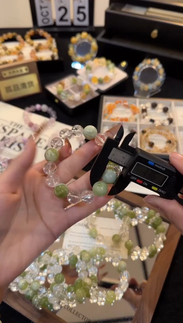 合金手链水晶白阿赛多宝x3158