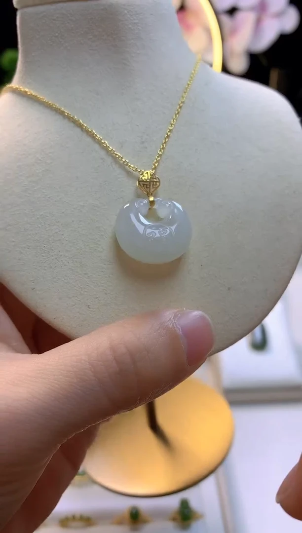 【闪购商品】和田玉吊坠18K金镶嵌福字平安扣