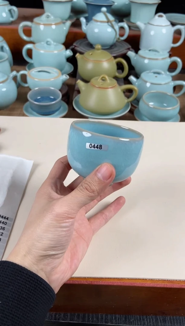 【闪购商品】其他448号微瑕天蓝龙蛋杯谢朝伟纯手拉70c