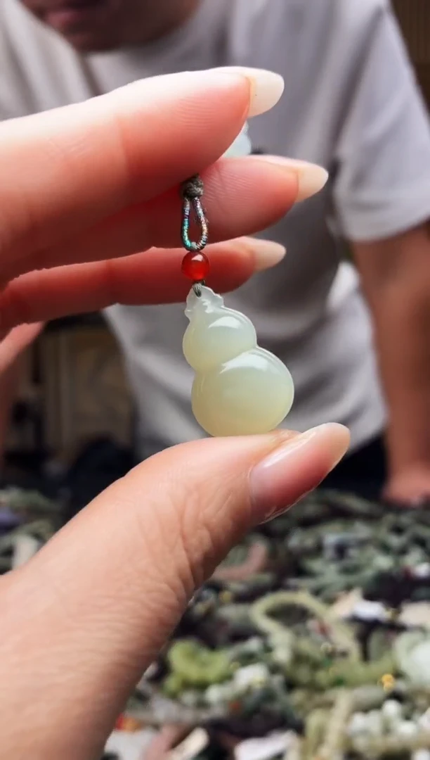 颈饰未镶嵌和田玉多样性发货，拍一发一