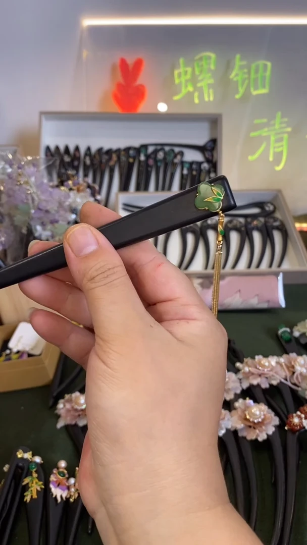 非金属木质J**o18美丽发簪