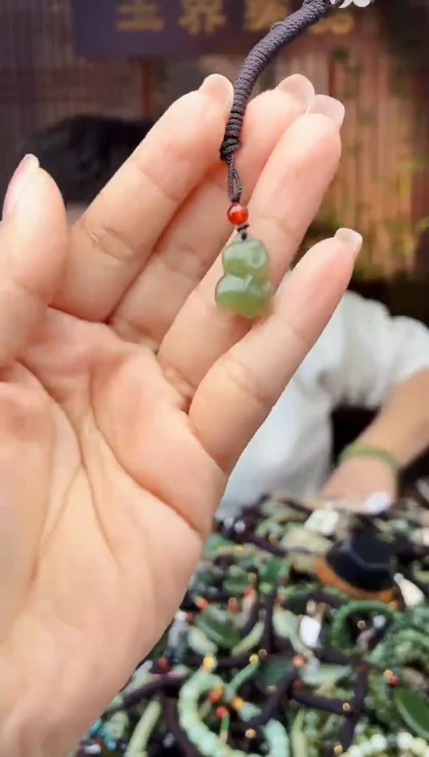 颈饰未镶嵌和田玉多样性发货拍一发一