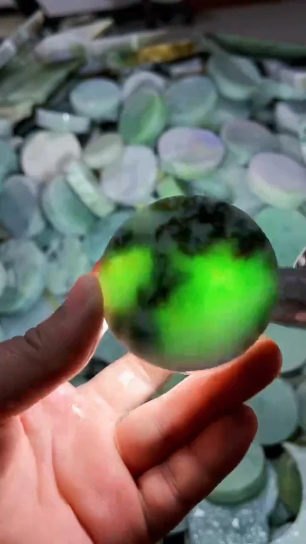 【闪购商品】翡翠挂件未镶嵌A货康壹067