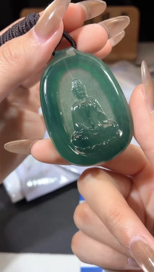 颈饰未镶嵌翡翠天然翡翠A货-
