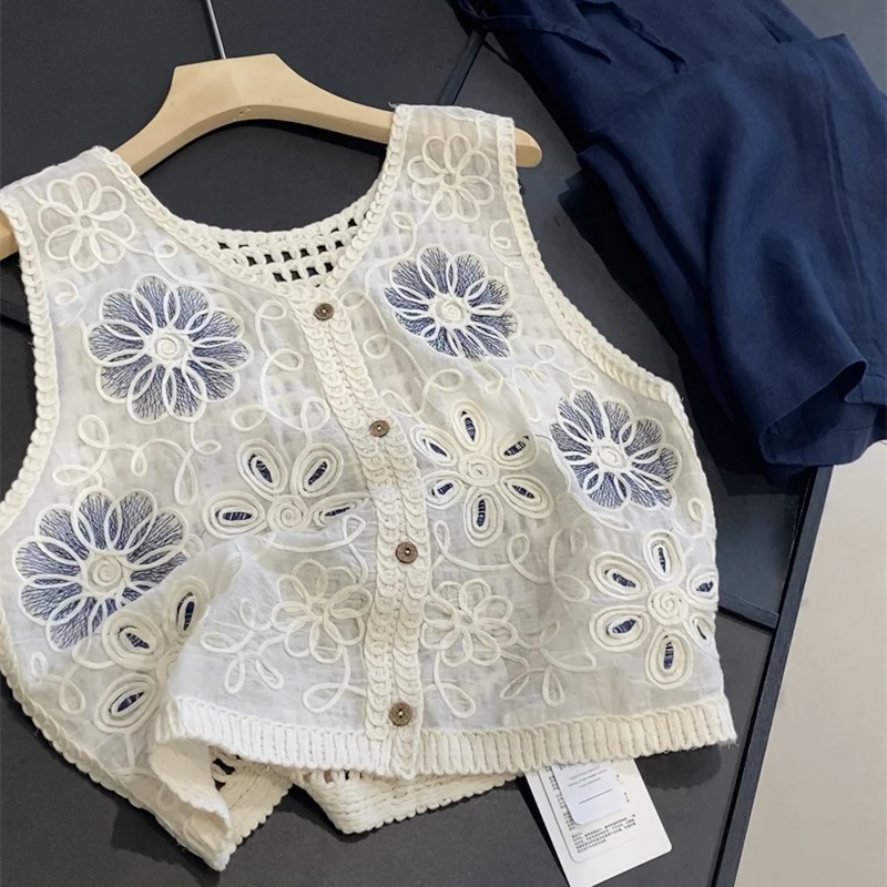 重工刺绣钩花无袖衬衫女欧洲站2025夏装新款欧货女装设计感上衣潮