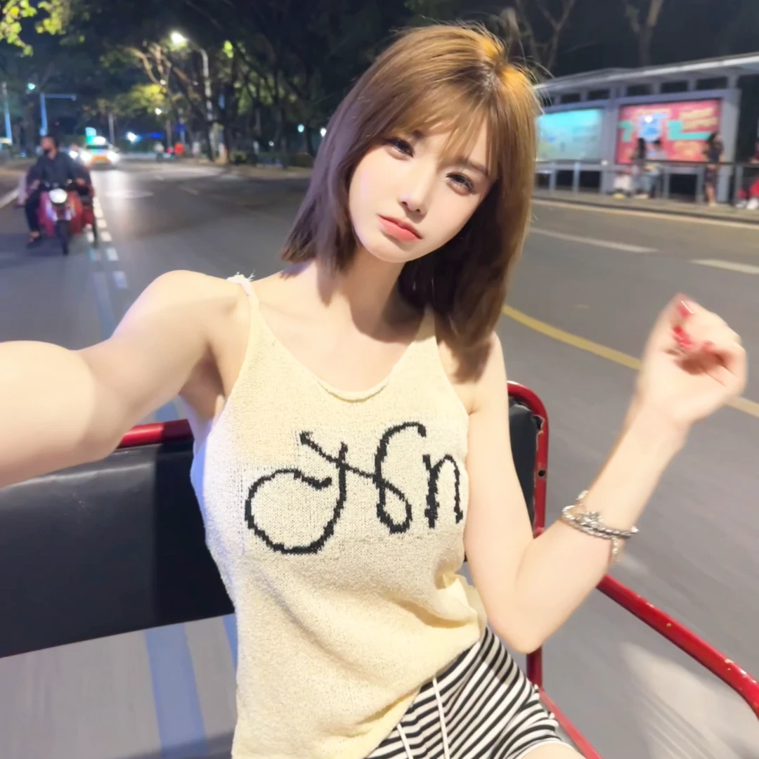 AL DINGZHI【字母印记】夏季新款针织吊带背心女时尚百搭休闲款