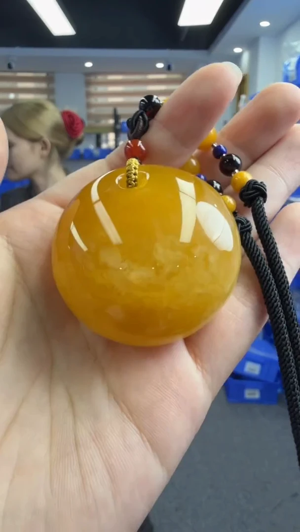 未镶嵌颈饰琥珀70秒拍号 假一罚三