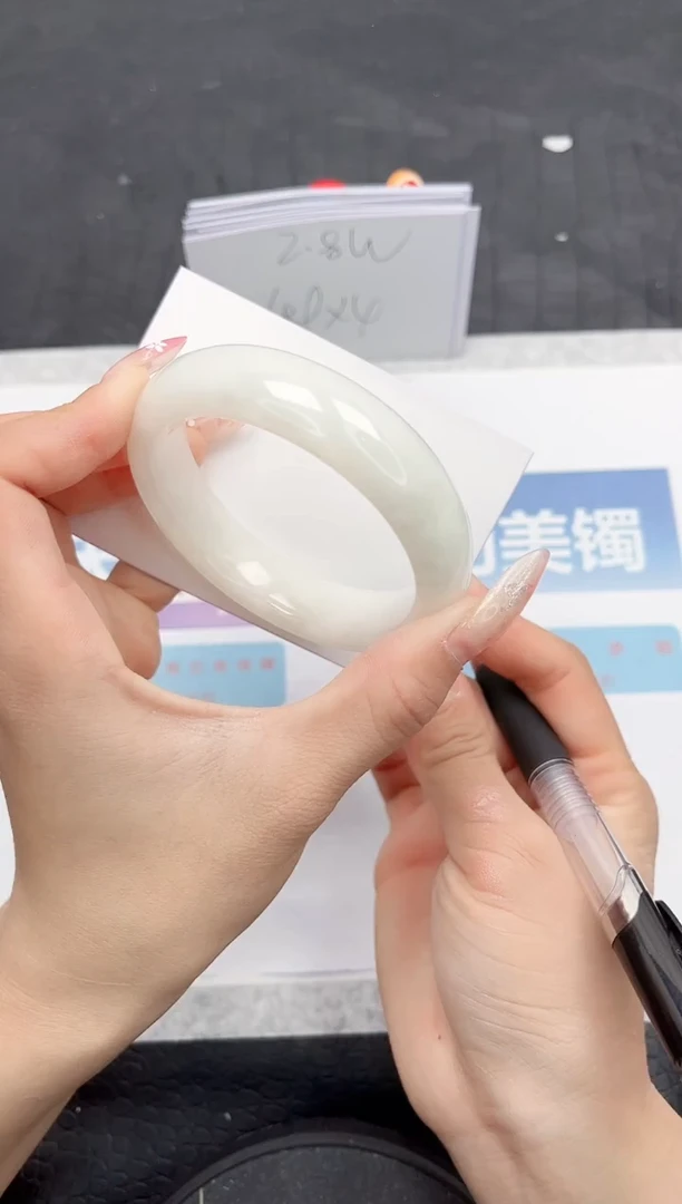 【闪购商品】和田玉手镯未镶嵌L277-57