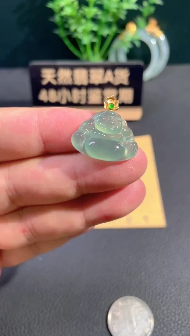 颈饰18K金镶嵌翡翠翡翠