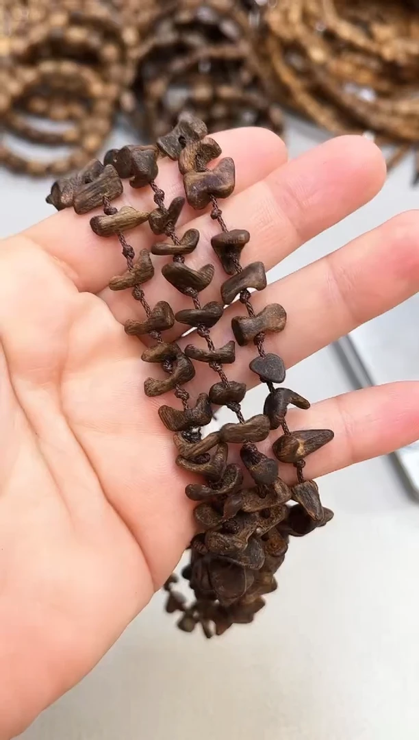 沉香手串棋楠红金猊随型多圈手串多样性发其一