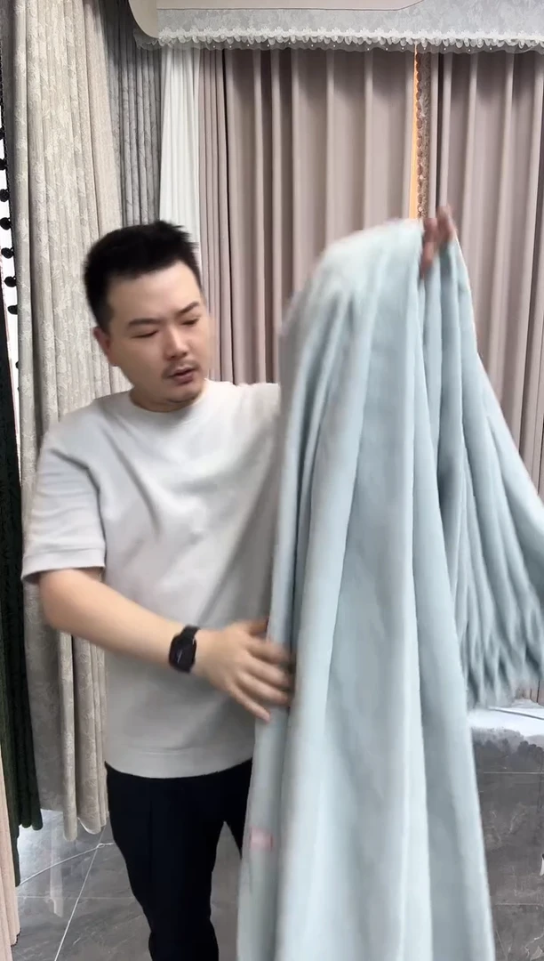 雪尼尔浮雕淡蓝色5.3*2.7