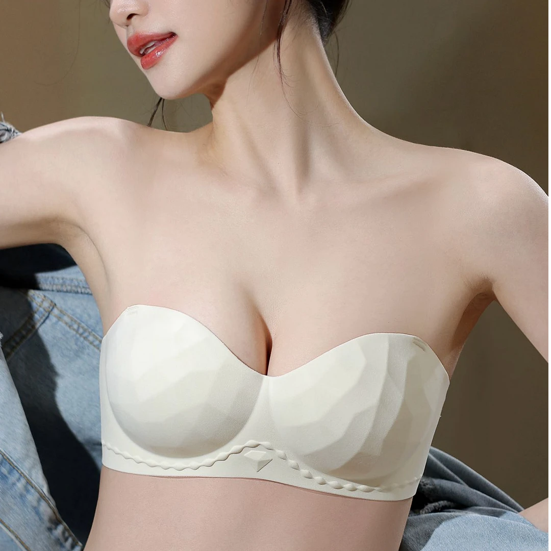 栀得防滑落精美钻石杯小胸显大加厚抹胸女聚拢露肩性感无肩带9333