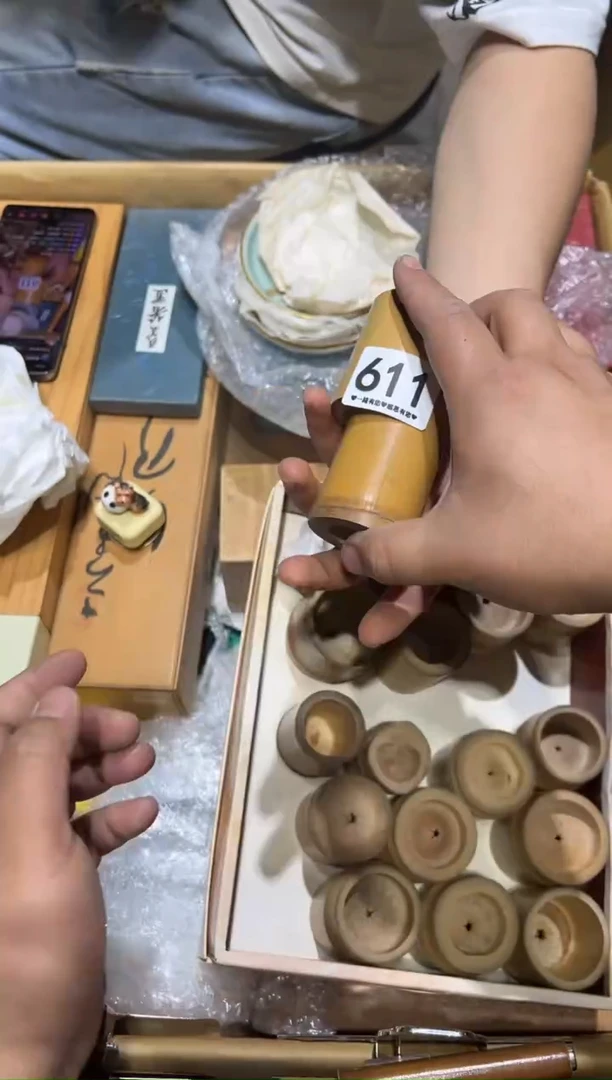 瓷片贝****軒611........